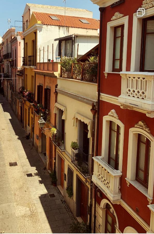 Appartamento Centro Storico Cagliari Exterior foto
